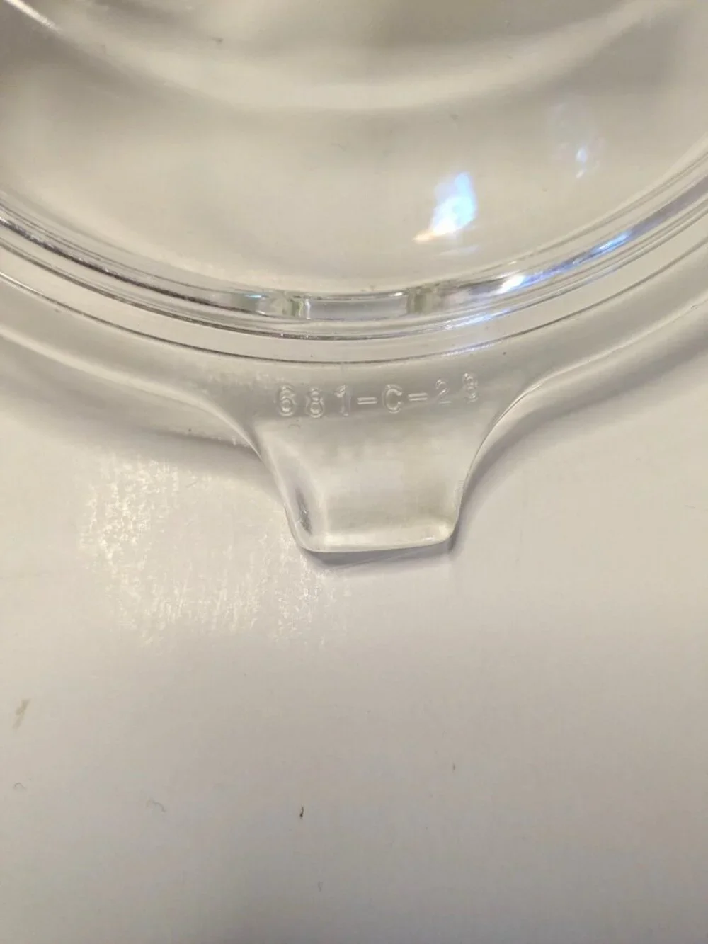 Two Clear Glass Replacement Lids With Handles 681-C-25 & 681-C-28 Approx 5.5